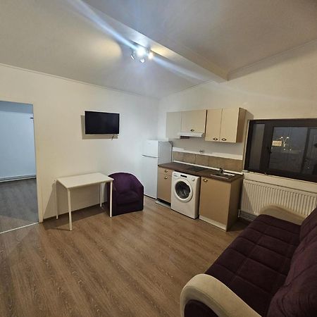Stanford Aparthotel Gara De Nord Bukarest Kültér fotó