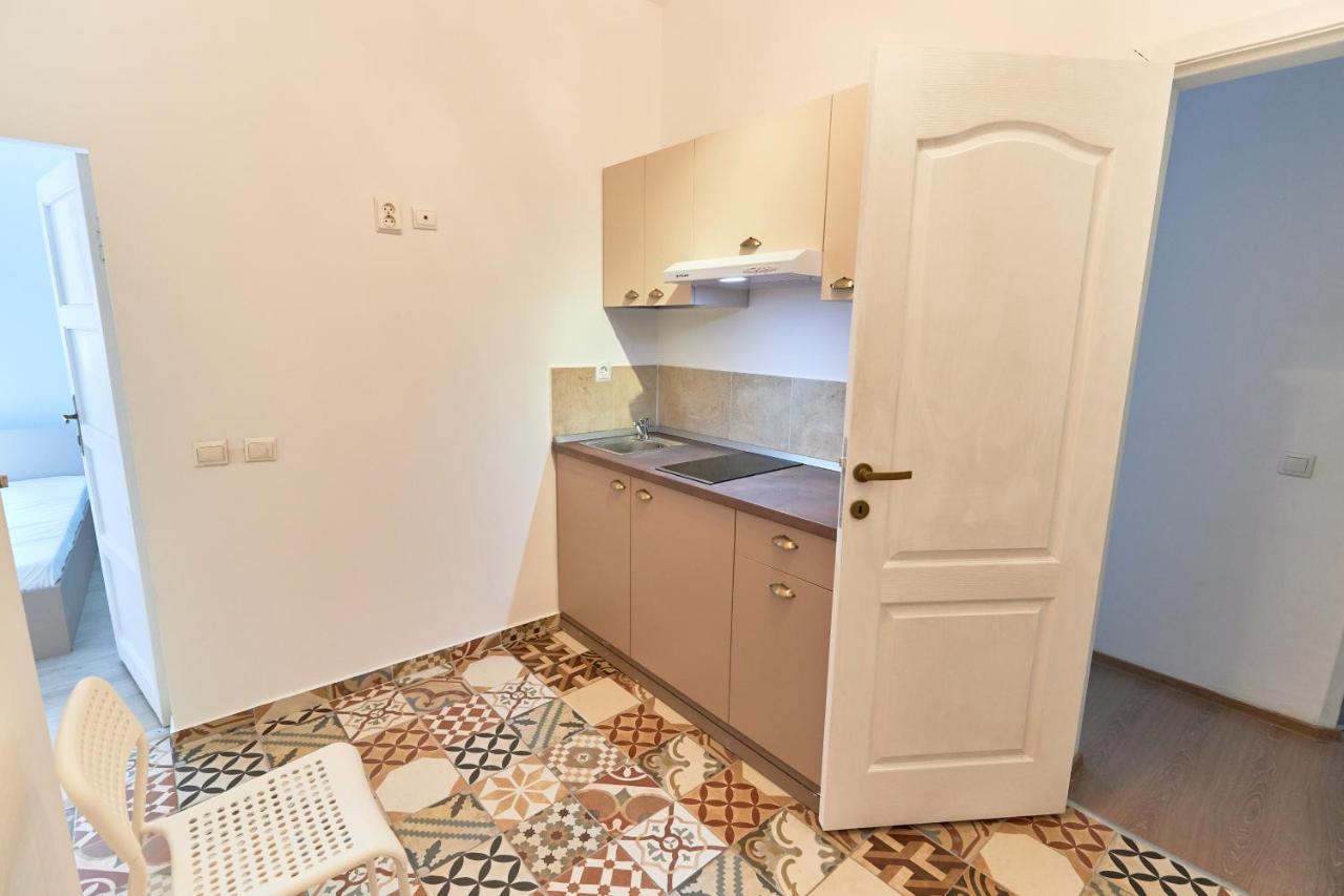 Stanford Aparthotel Gara De Nord Bukarest Kültér fotó