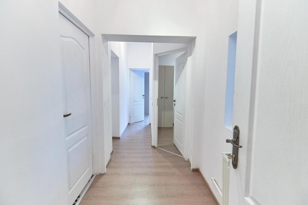 Stanford Aparthotel Gara De Nord Bukarest Kültér fotó