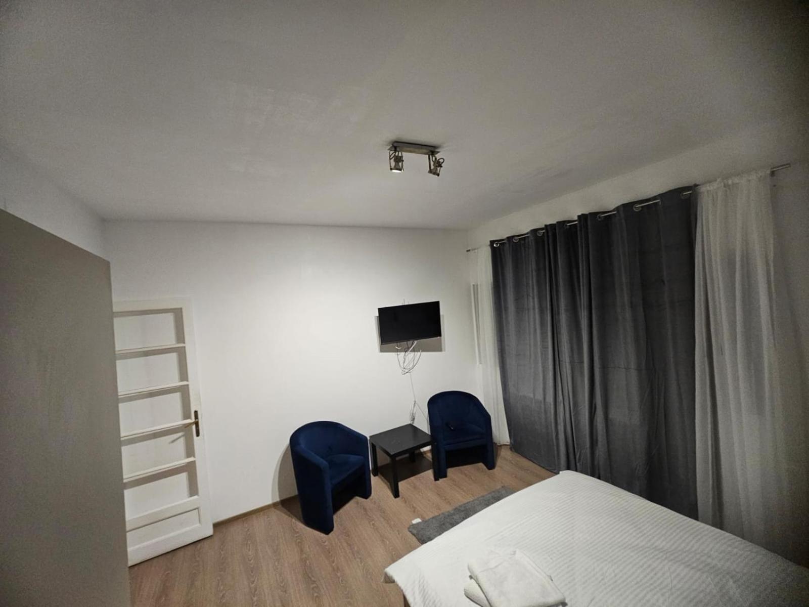 Stanford Aparthotel Gara De Nord Bukarest Kültér fotó